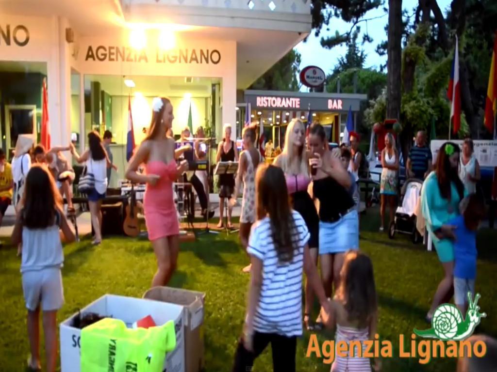Lignano Riviera With Fireplace & Air Conditioning 利尼亚诺萨比亚多罗 外观 照片