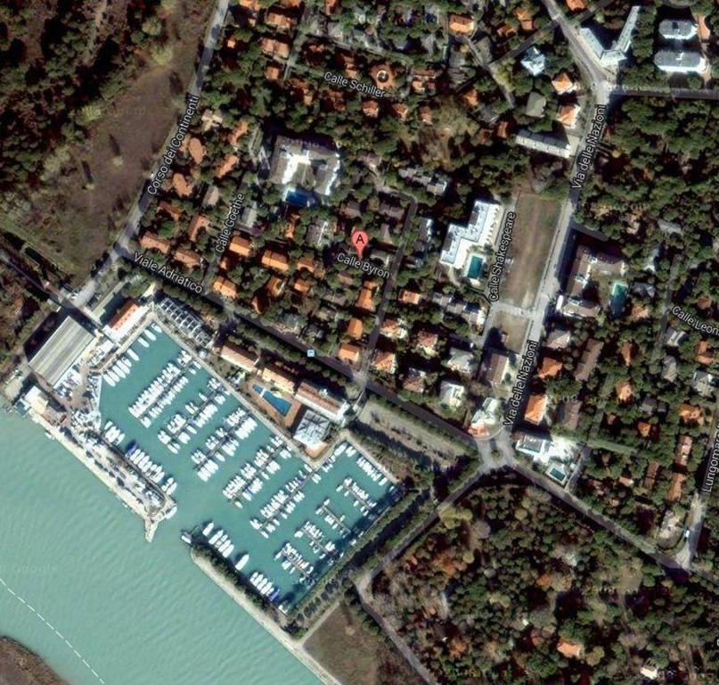 Lignano Riviera With Fireplace & Air Conditioning 利尼亚诺萨比亚多罗 外观 照片
